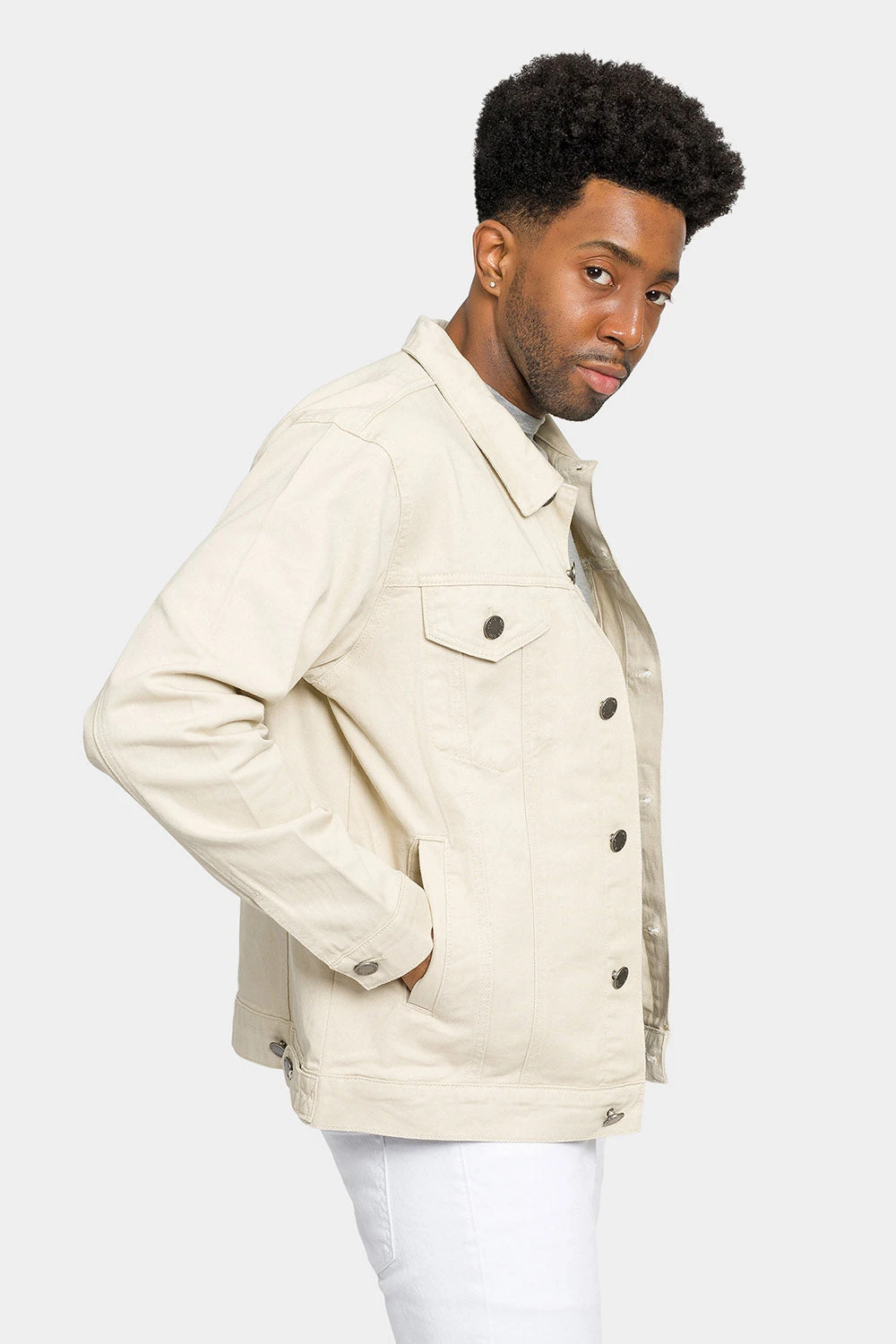 Essential Colored Denim Jacket - Image 19