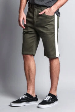 Men's Shorts With Accent Band