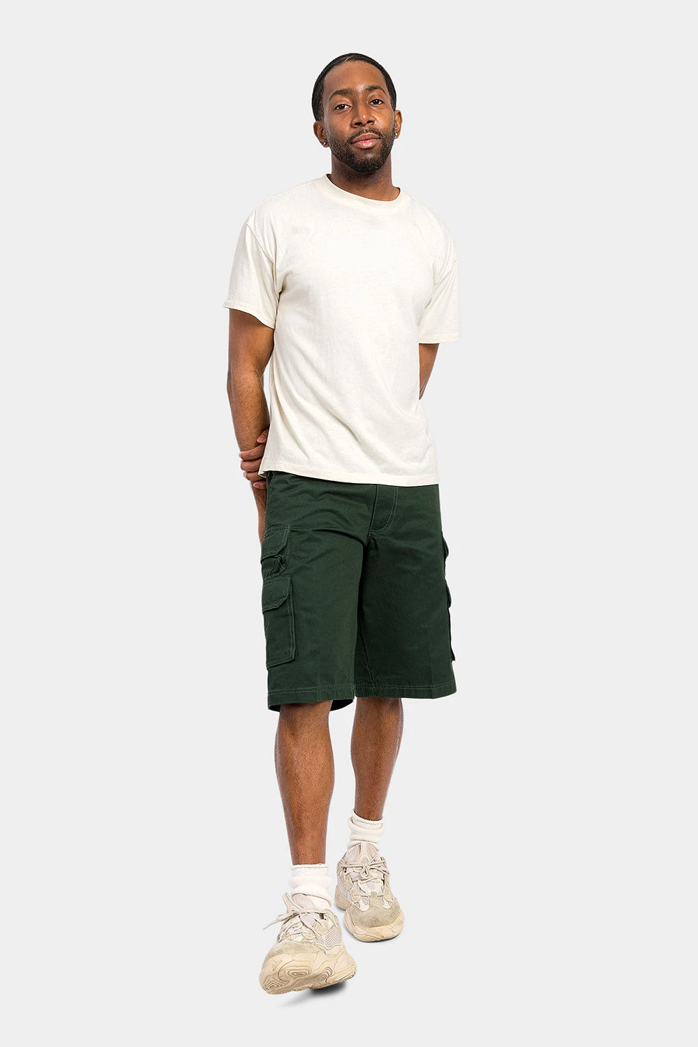 Essential Solid Relaxed Fit Chino Cargo Shorts - Image 8