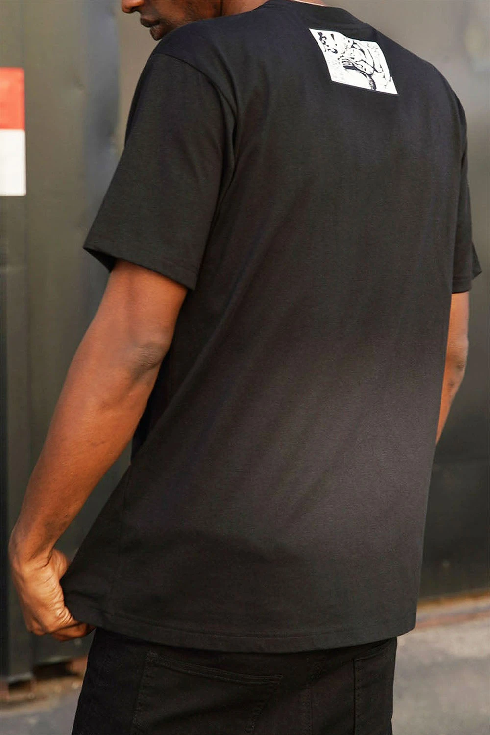 Men's Japanese Legendary Graphic T-Shirt - Image 5